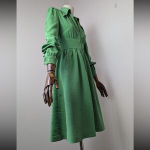 Pristine 1970s Wallis Dagger Collar Dress (a gorgeous green!)